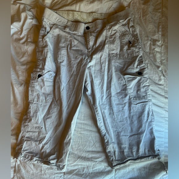 Lee cream capris pants size 16W - Picture 1 of 4